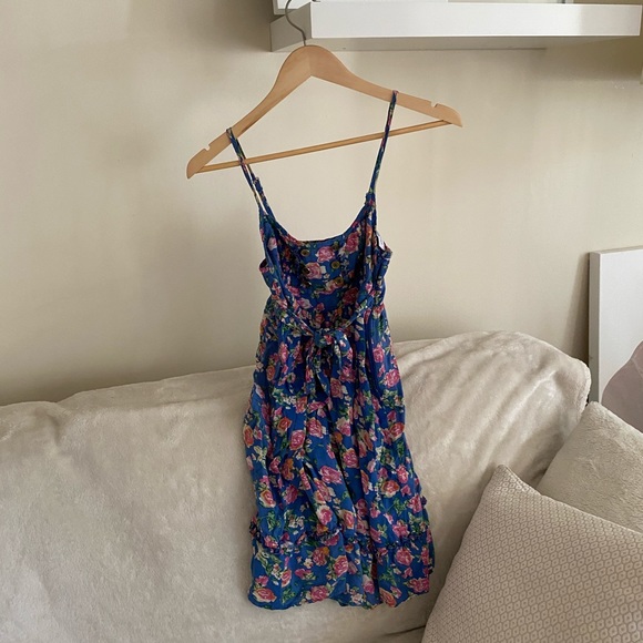 New Look Blue Floral Mini Dress - Picture 2 of 8